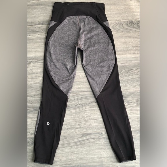 lululemon Athletica Train Times 7/8 Black and Gray Leggings 25” - Picture 1 of 7